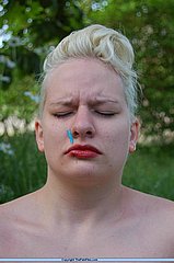 Outdoor Needle Pain