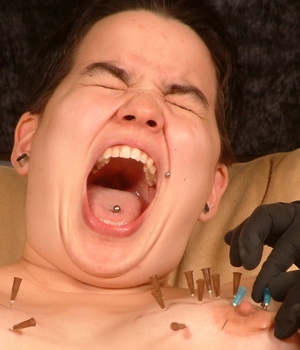 Screaming Slavegirl