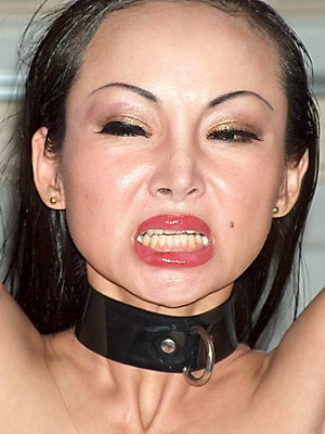 Oriental Ange Venus in Bdsm